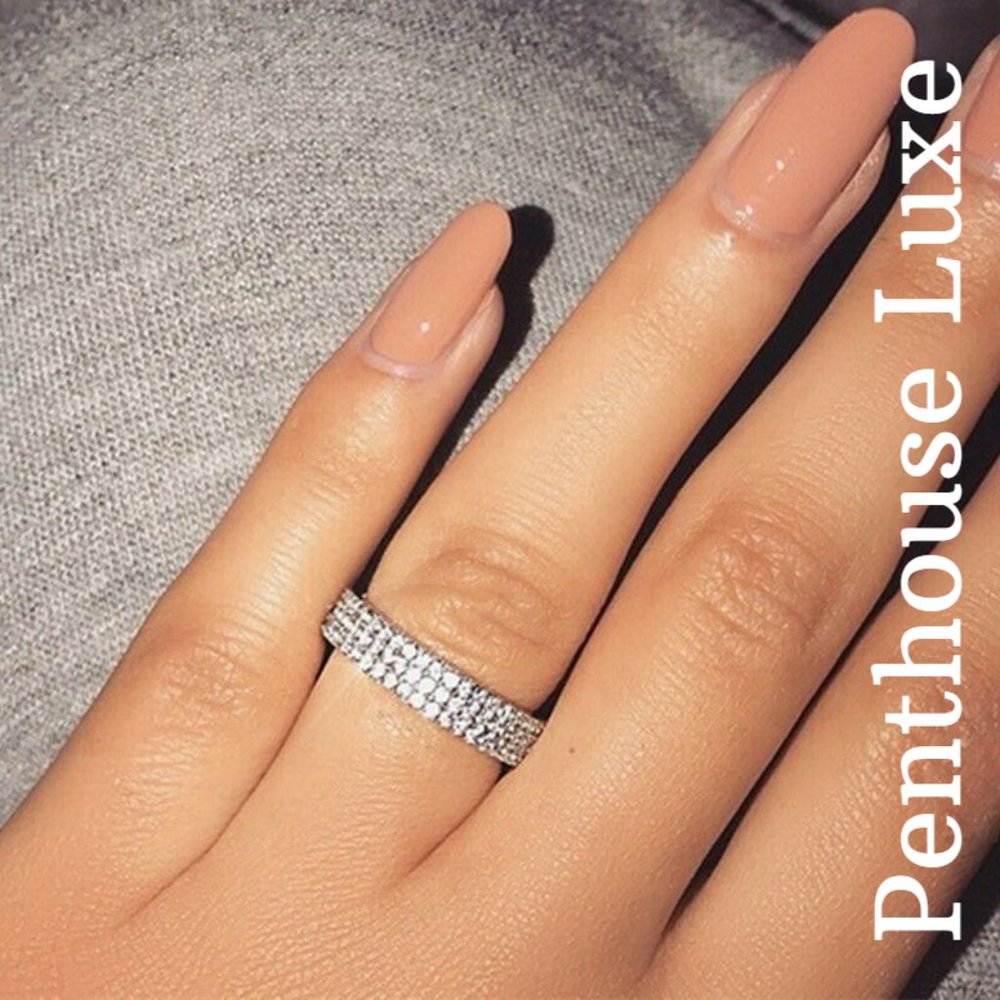 Sparkly White Sapphire Silver Ring - Picture 2 of 4